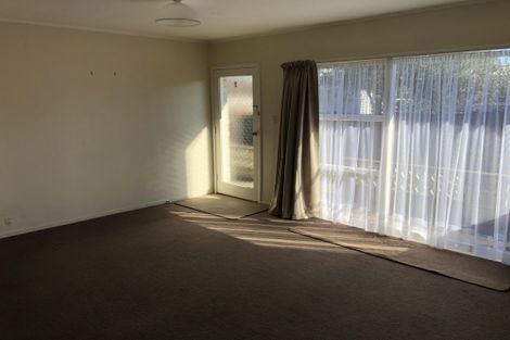 Photo of property in 2/41 Abercrombie Street, Howick, Auckland, 2014