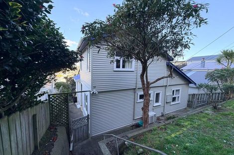 Photo of property in 69 Duncan Terrace, Kilbirnie, Wellington, 6022