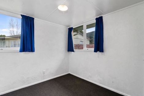 Photo of property in 5 Ross Road, Western Heights, Rotorua, 3015