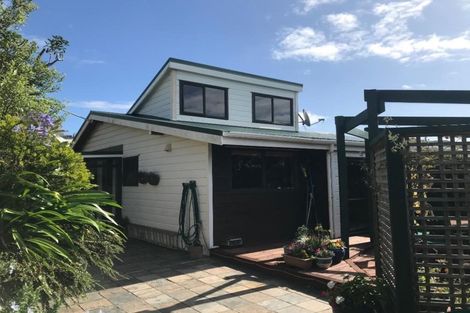 Photo of property in 15 Fraser Avenue, Johnsonville, Wellington, 6037