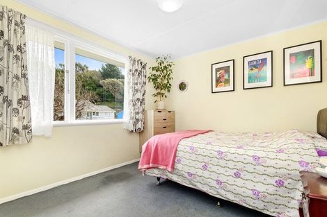 Photo of property in 188 Sievers Grove, Cannons Creek, Porirua, 5024
