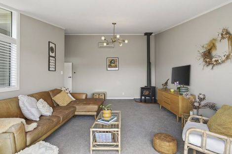 Photo of property in 56 Crownhill Street, Spotswood, New Plymouth, 4310