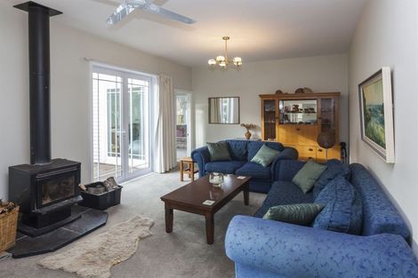 Photo of property in 27 Norwood Street, Beckenham, Christchurch, 8023