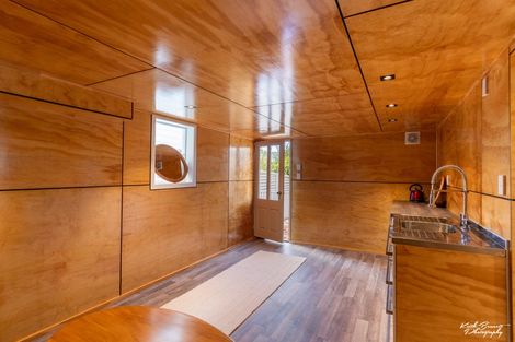 Photo of property in 37 Grant Road, Thorndon, Wellington, 6011