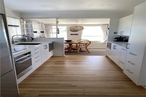 Photo of property in 26 Craig Road, Maraetai, Auckland, 2018