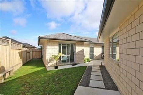 Photo of property in 4 Furl Close, Pyes Pa, Tauranga, 3112