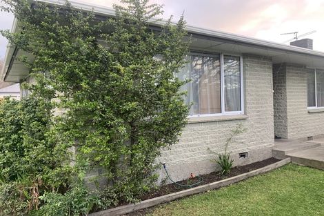 Photo of property in 1/105 Memorial Avenue, Burnside, Christchurch, 8053