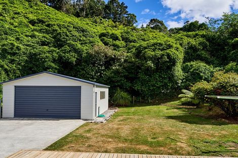 Photo of property in 48 Kiwi Crescent, Tawa, Wellington, 5028