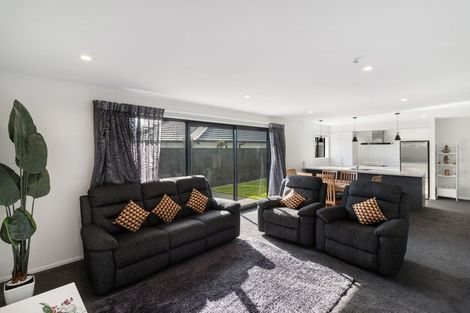 Photo of property in 26 Rannoch Drive, Yaldhurst, Christchurch, 8042