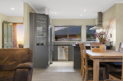 Photo of property in 8 Mynah Place, Welcome Bay, Tauranga, 3112