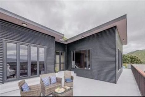 Photo of property in 45b Kakariki Grove, Waikanae, 5036