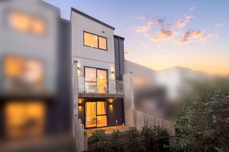 Photo of property in 14/26 Toru Street, Te Atatu Peninsula, Auckland, 0610