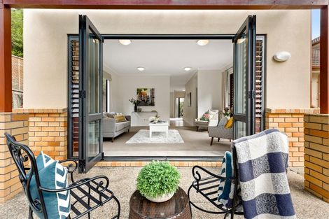 Photo of property in 42 Greenbough Lane, Greenhithe, Auckland, 0632