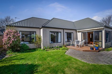 Photo of property in 9 Buscot Gate, Avonhead, Christchurch, 8042