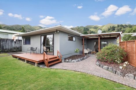 Photo of property in 3b Buller Grove, Naenae, Lower Hutt, 5011