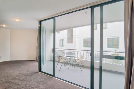 Photo of property in St James Courts, 4/77 Gloucester Street, Christchurch Central, Christchurch, 8013