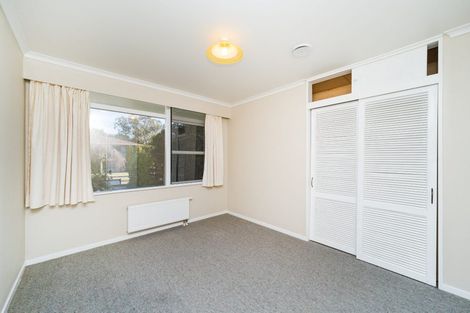 Photo of property in 65 Wikiriwhi Crescent, Awapuni, Palmerston North, 4412