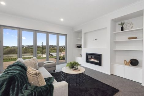 Photo of property in 3 Bosun Place, Te Atatu Peninsula, Auckland, 0610