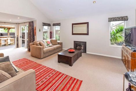 Photo of property in 20 Glenross Drive, Wattle Downs, Auckland, 2103