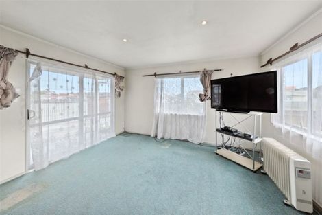 Photo of property in 39 Robert Skelton Place, Clendon Park, Auckland, 2103