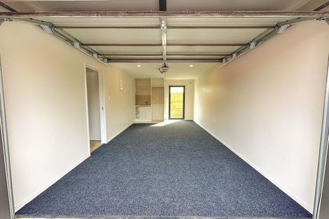 Photo of property in 10f Robert Burke Place, Henderson, Auckland, 0612