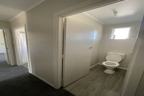 Photo of property in 4 Aronui Terrace, Kelston, Auckland, 0602