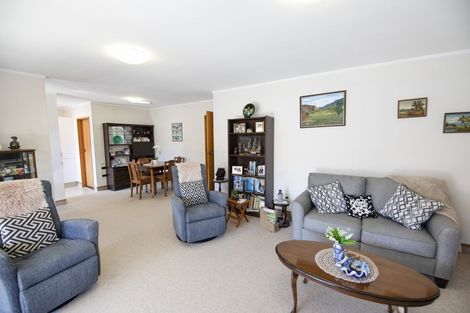 Photo of property in 51c Church Road, Taradale, Napier, 4112