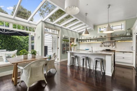 Photo of property in 8 Green Lane East, Remuera, Auckland, 1050