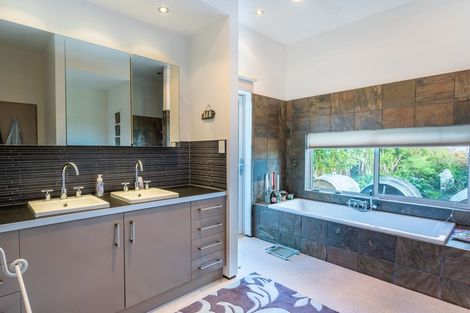 Photo of property in 318 Cable Station Road, Blind River, Seddon, 7285