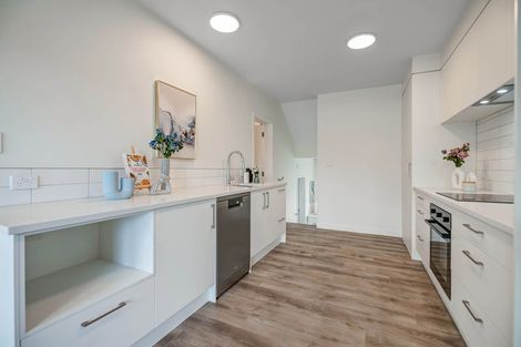 Photo of property in 4/3 Kawau Close, Orewa, 0931