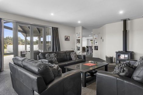 Photo of property in 61 Loburn Whiterock Road, Loburn, Rangiora, 7472