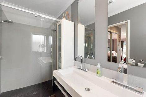 Photo of property in 28 Rhys Avenue, Huntington, Hamilton, 3210