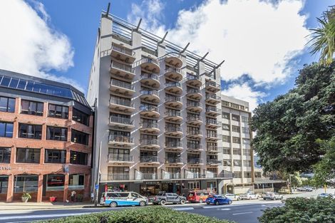 Photo of property in Atrium Towers, 8e/154 The Terrace, Wellington Central, Wellington, 6011