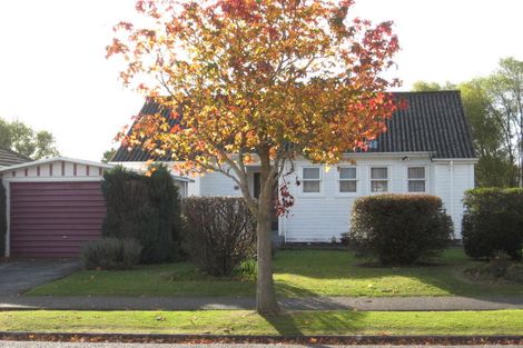 Photo of property in 53 Shearer Crescent, Naenae, Lower Hutt, 5011