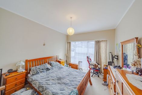 Photo of property in 18 Guy Street, Waipawa, 4210