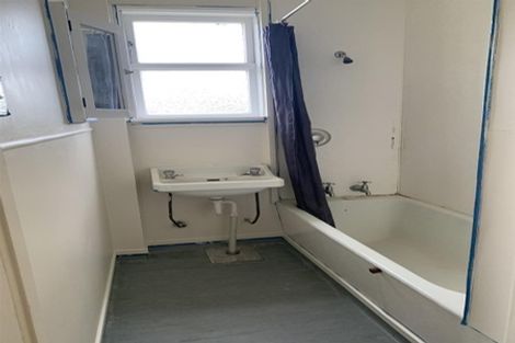 Photo of property in 8 Ajax Street, Stratford, 4332