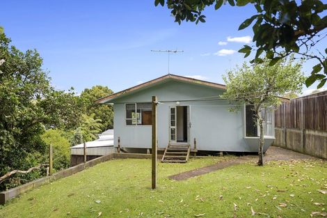 Photo of property in 14 Oawai Place, Marfell, New Plymouth, 4310