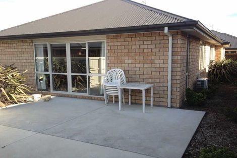 Photo of property in 52 Somerville Crescent, Aidanfield, Christchurch, 8025