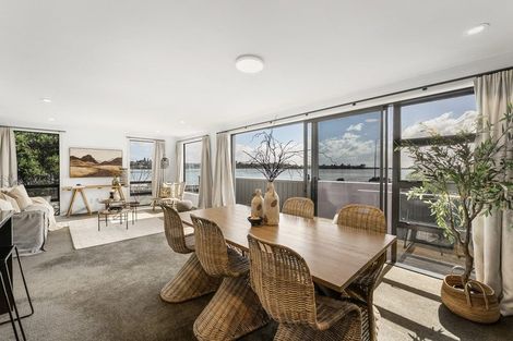 Photo of property in 144 Third Avenue, Tauranga, 3110