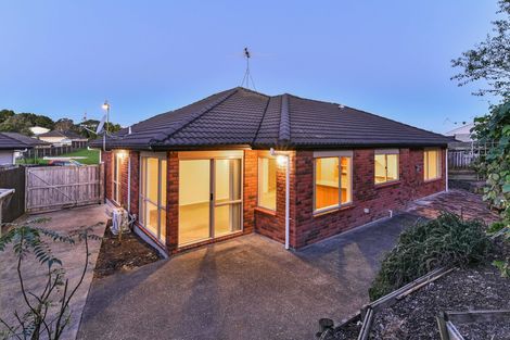 Photo of property in 26 Foxlaw Street, Randwick Park, Auckland, 2105