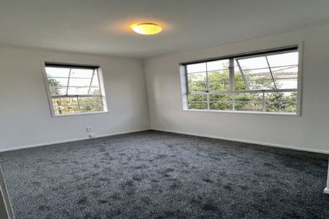 Photo of property in 31 Lyren Place, Half Moon Bay, Auckland, 2012