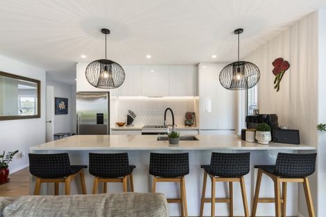 Photo of property in 25 Pitoitoi Drive, Riverhead, 0820