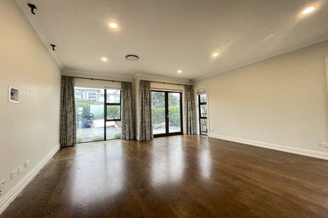 Photo of property in 39 Headland Drive, Long Bay, Auckland, 0630