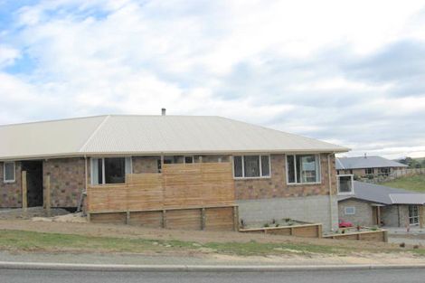 Photo of property in 19 Grove Avenue, Weston, Oamaru, 9401
