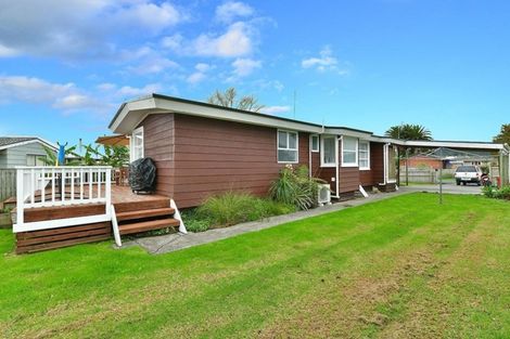 Photo of property in 5 Mary Keane Lane, Parakai, 0830