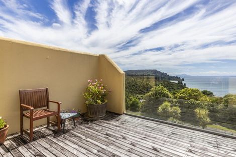 Photo of property in 18 Turangitukua Terrace, Kuratau, Turangi, 3381