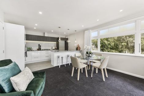 Photo of property in 1/10 Victoria Street, Ebdentown, Upper Hutt, 5018