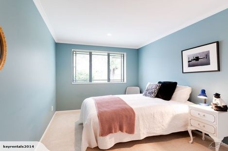 Photo of property in 2a Redwood Street, Elderslea, Upper Hutt, 5018