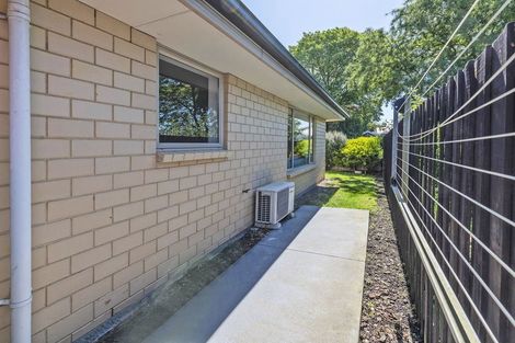 Photo of property in 54 Thackeray Place, Waltham, Christchurch, 8023