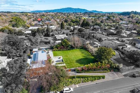 Photo of property in 8 Ngarara Road, Waikanae, 5036